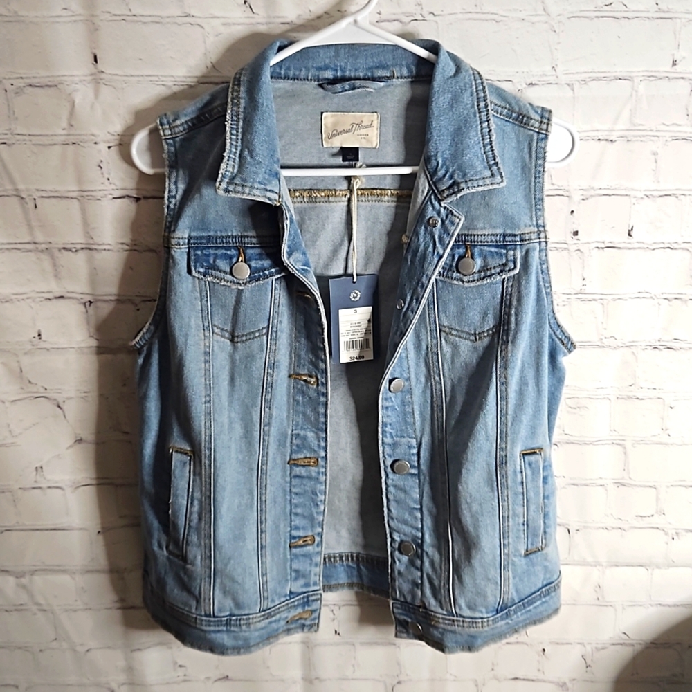NWT! Universal Thread Goods Co. Women's Denim Vest Size S